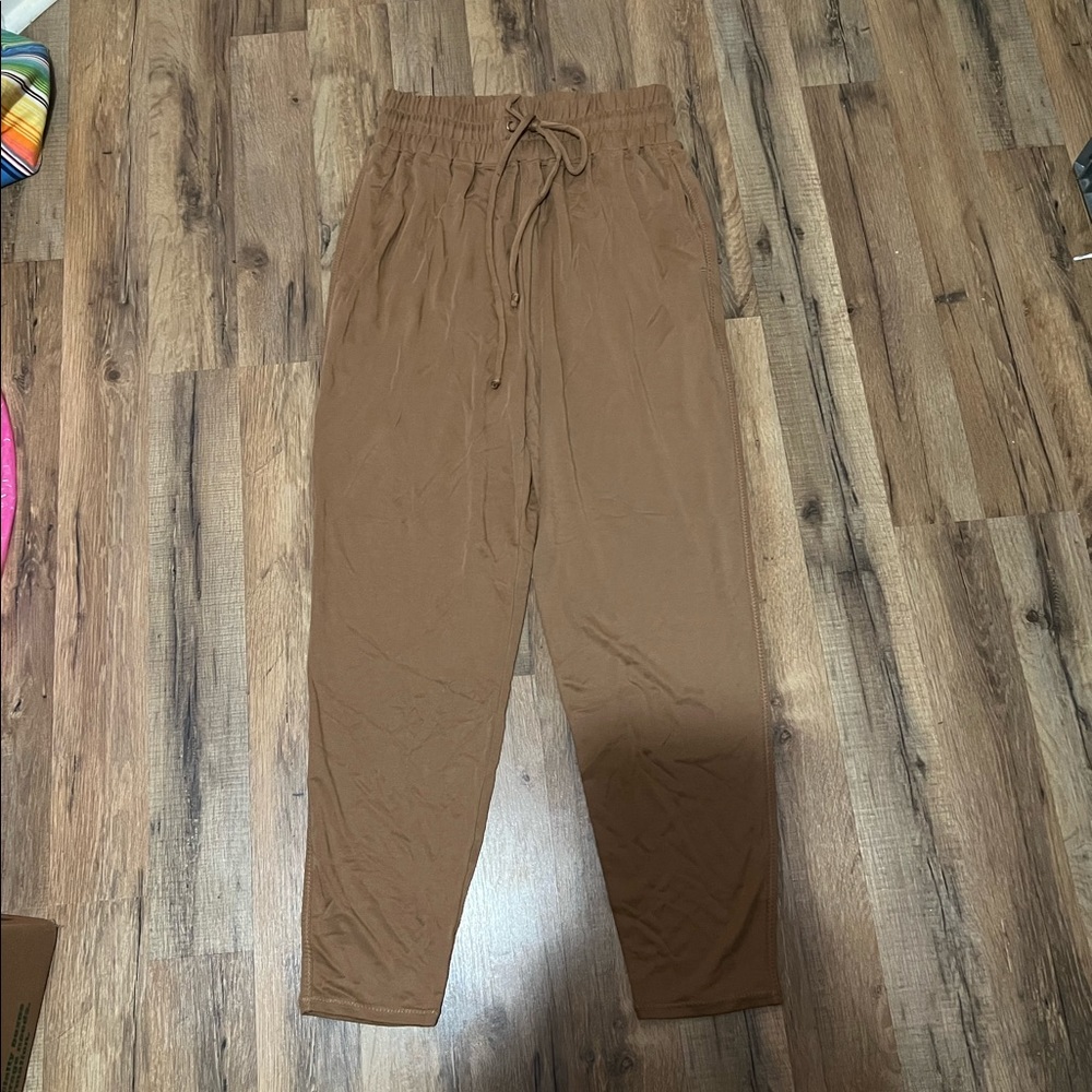 Fabletics Tan Joggers